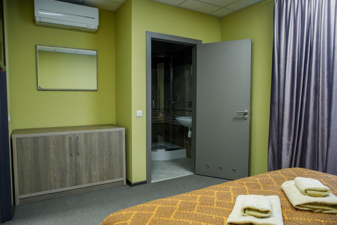 Olimpiyskiy Hotel Minsk Exterior photo